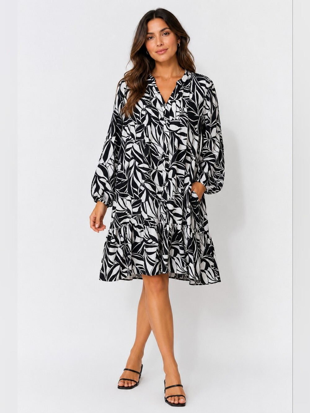 Rachel Zoe Black and White Leaf-Print Long Sleeve Dress